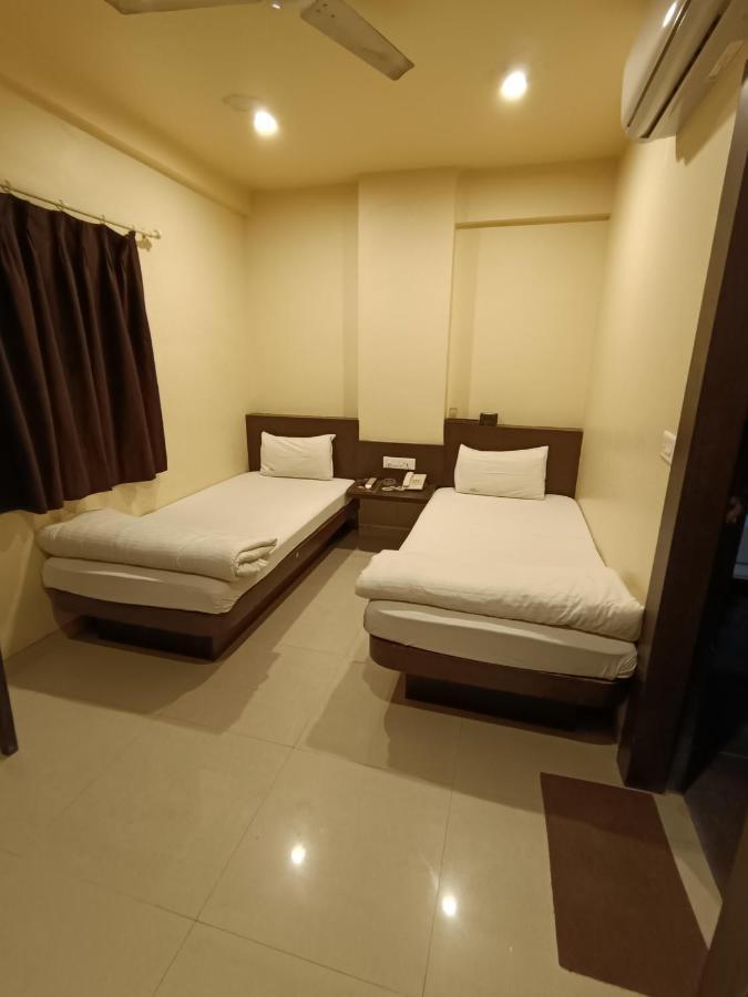 Hotel Solitaire Hinjawadi Exterior photo