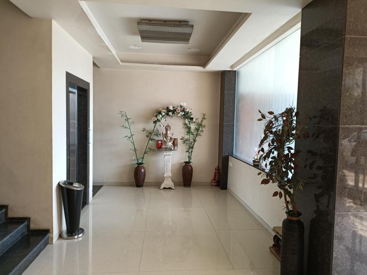 Hotel Solitaire Hinjawadi Exterior photo